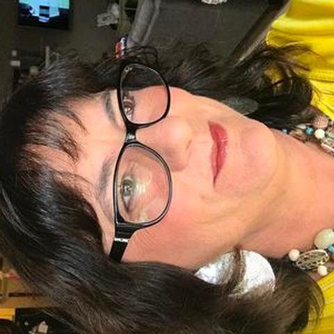 Debbie Collom